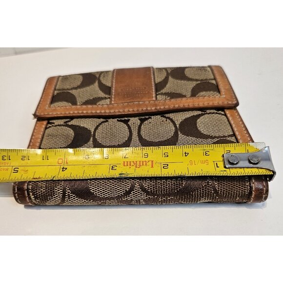 Authentic Coach Khaki Hamptons Brown Wallet 2 Fold ~ Change Pocket ~Leather Trim - Picture 11 of 12